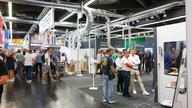 Presso lo stand WEINIG durante la Holz-Handwerk 2022 – 1 